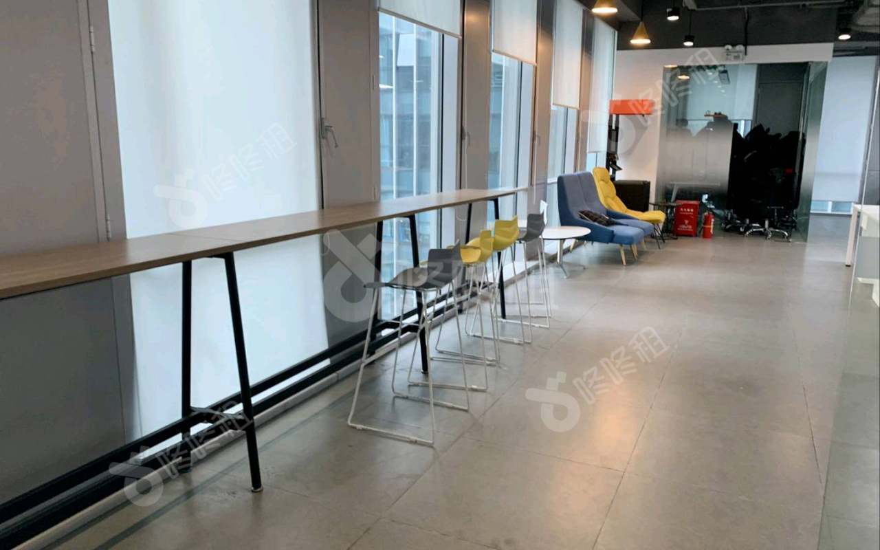 创智云城_750平_精装_办公室开间
