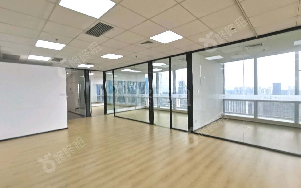 中洲控股中心_450平_精装_办公室开间