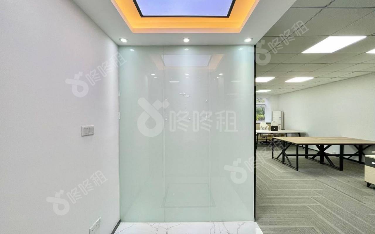 深圳软件园_218平_精装_前台