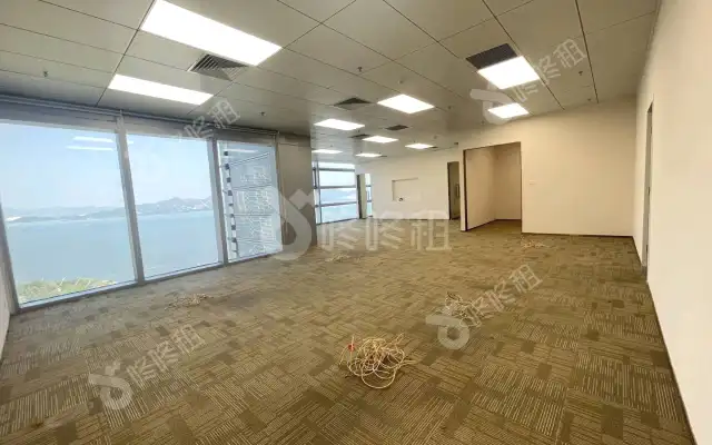 招商局广场_258平米_定制装修_办公室房源出租