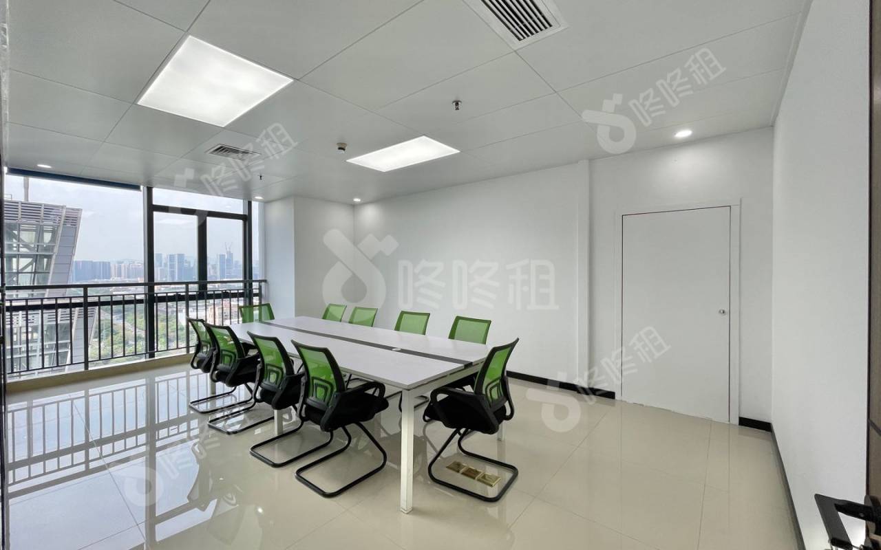 比克科技大厦_338平_豪装_办公室隔间