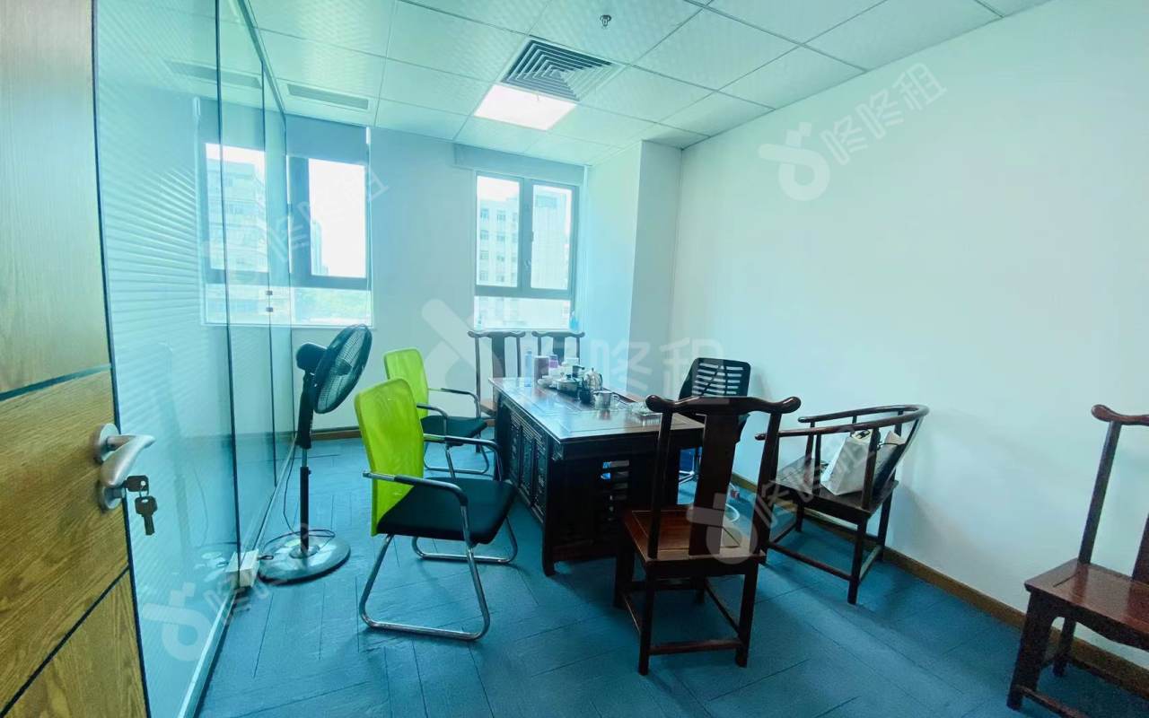 苍松大厦_268平_精装_办公室隔间