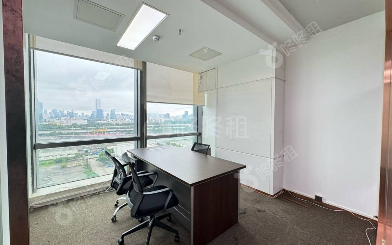 波顿大厦_207平_精装_办公室隔间