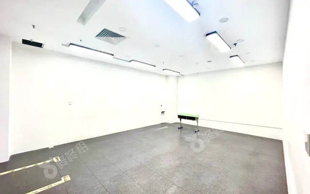 新能源大厦_586平_精装_办公室房源出租