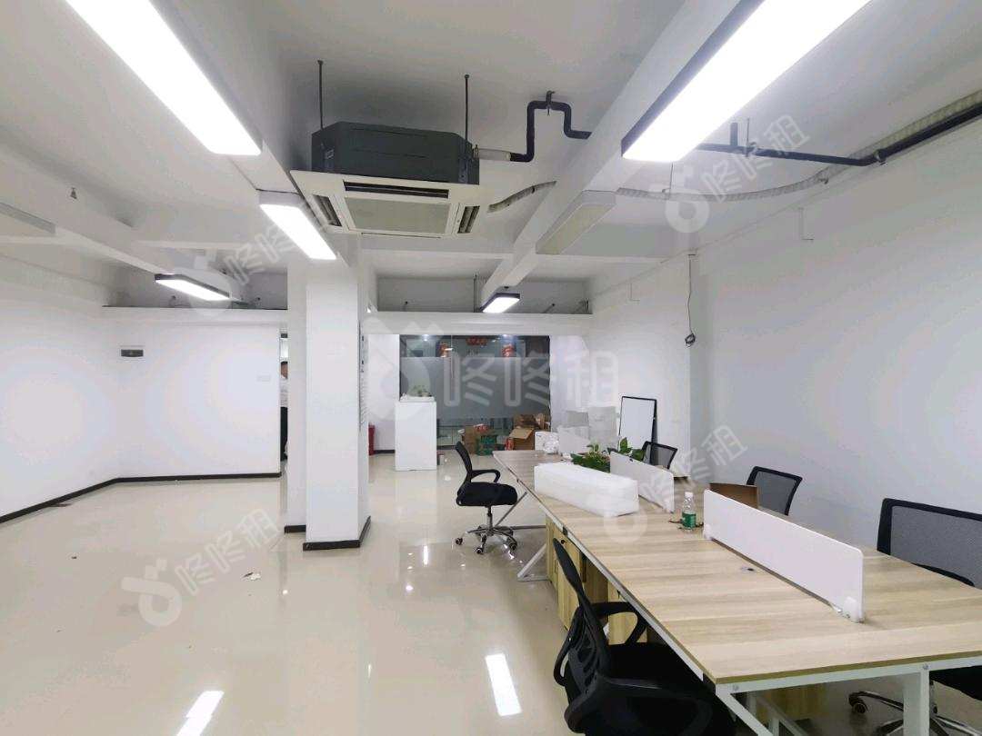 南山云谷二期_190平_精装_办公室开间