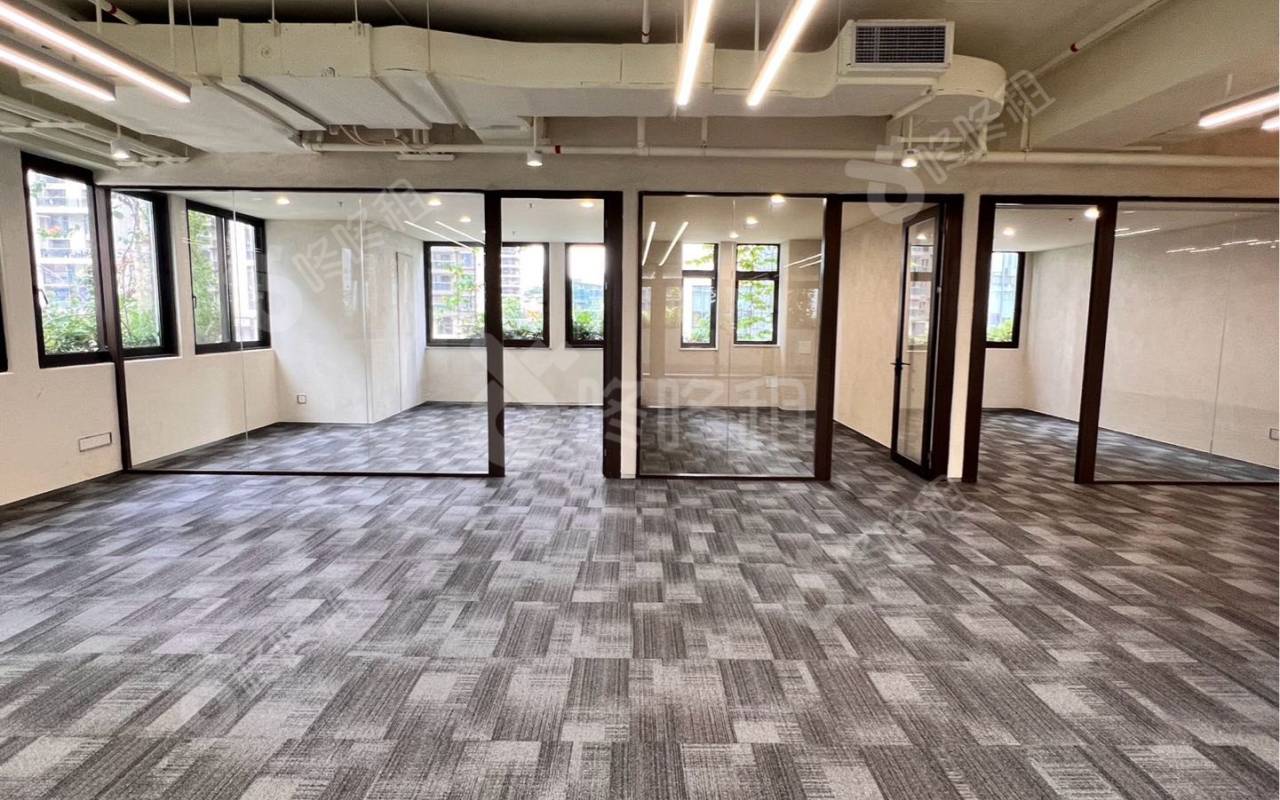 泰华梧桐聚落花园(梧桐村)_370平_精装_办公室开间