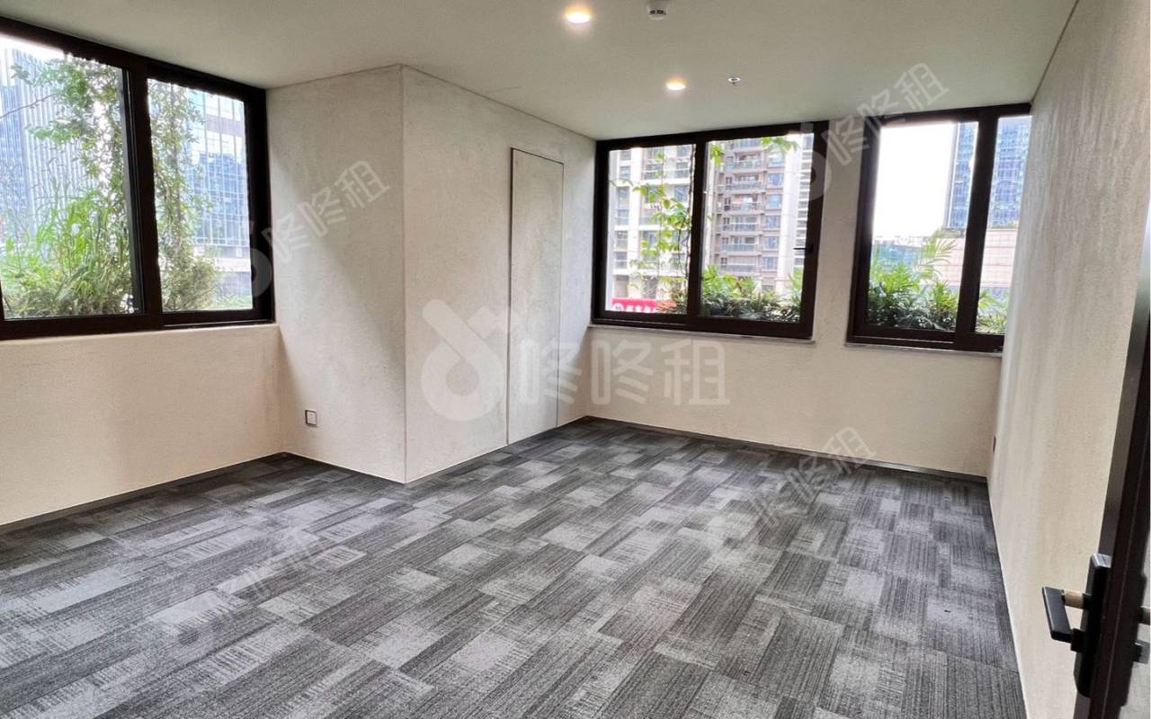 泰华梧桐聚落花园(梧桐村)_370平_精装_办公室隔间