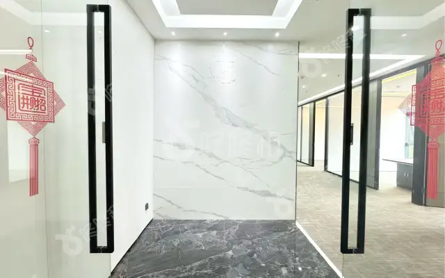 绿景美景广场_242平米_豪装_办公室房源出租