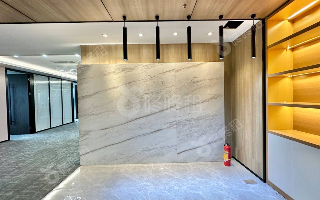 长虹科技大厦_407平_精装_前台