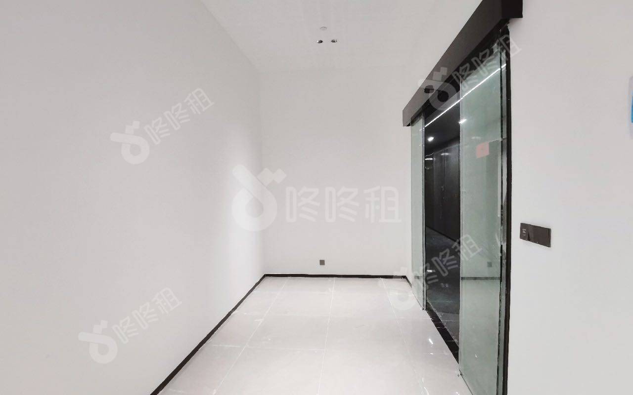 卓汇佳广场_347平_精装_办公室隔间