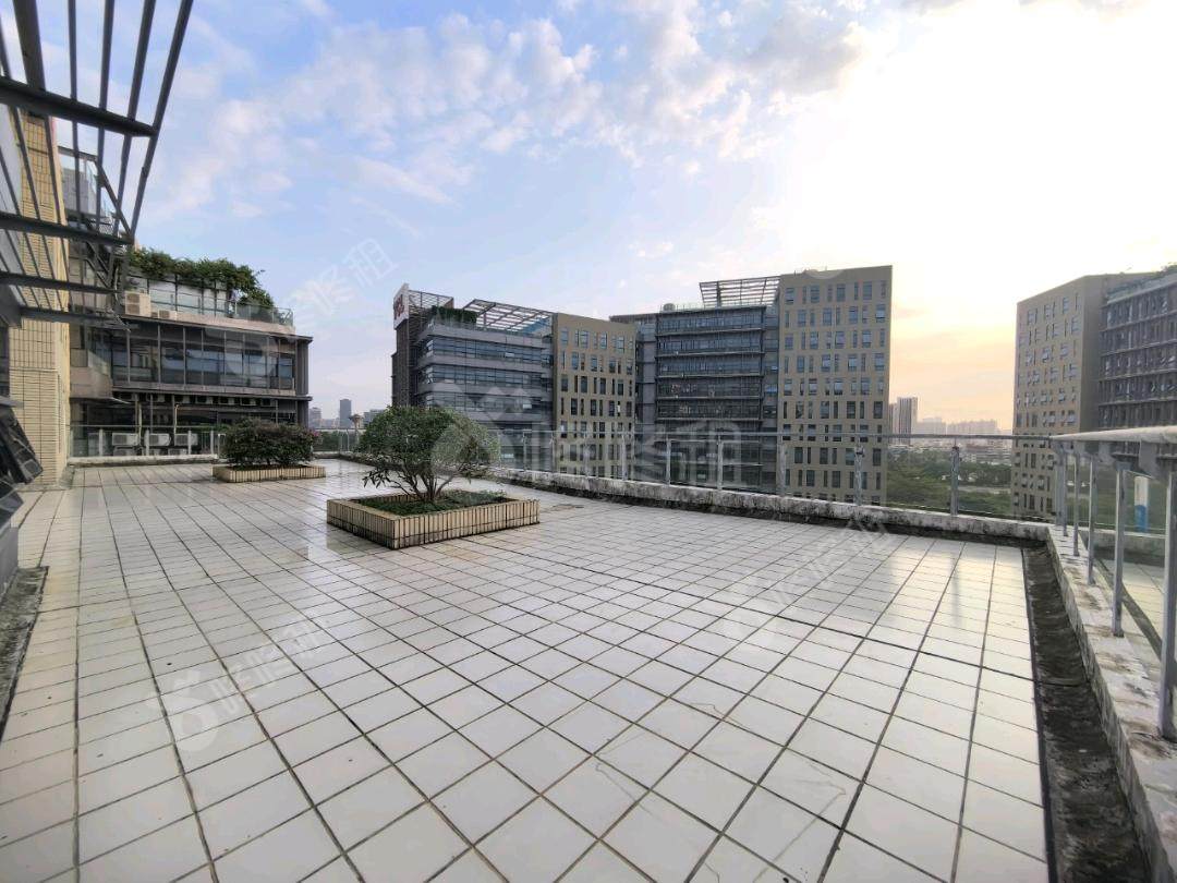 TCL国际E城_600平_精装_阳台