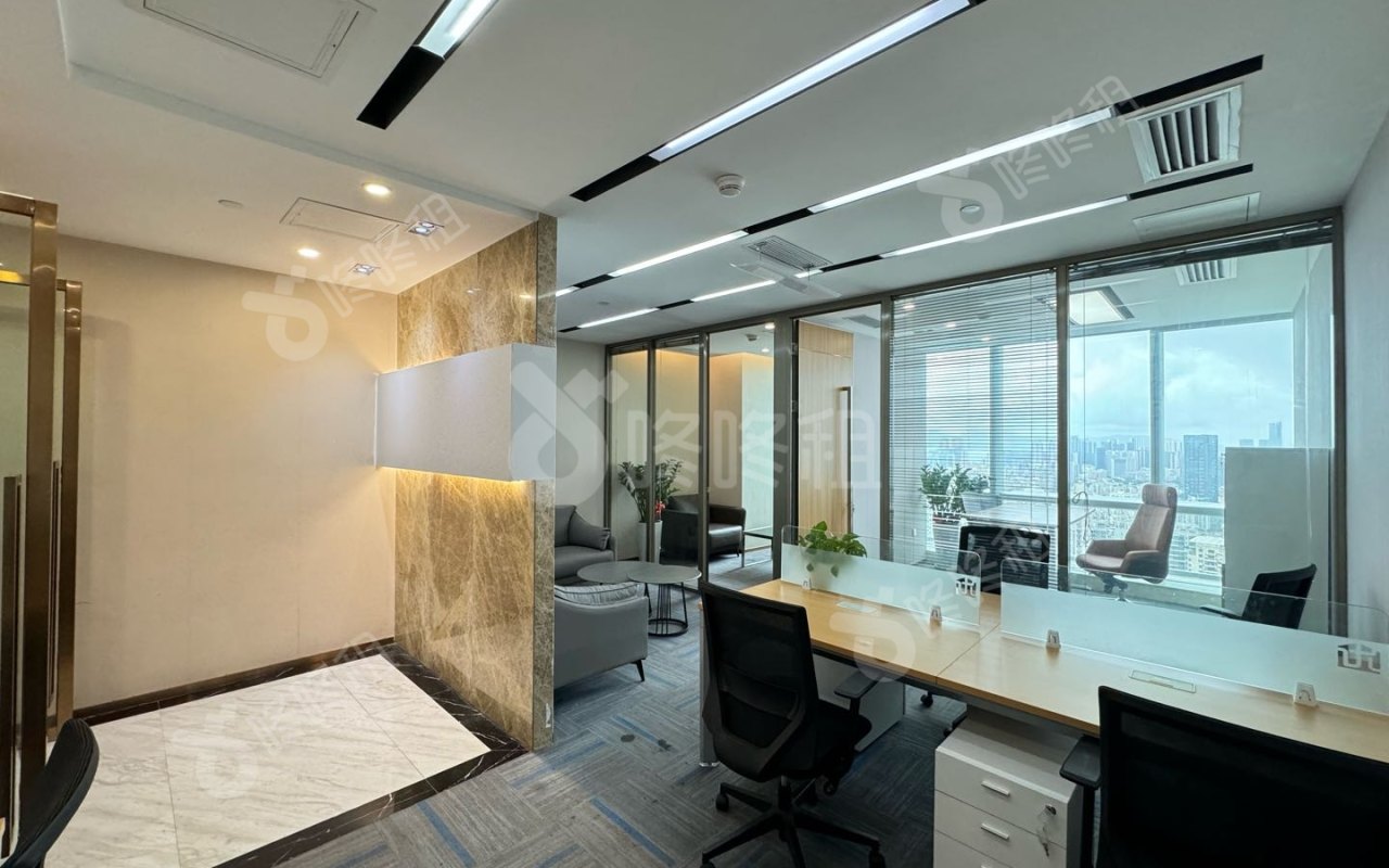 中洲控股中心_151平_精装_办公室开间