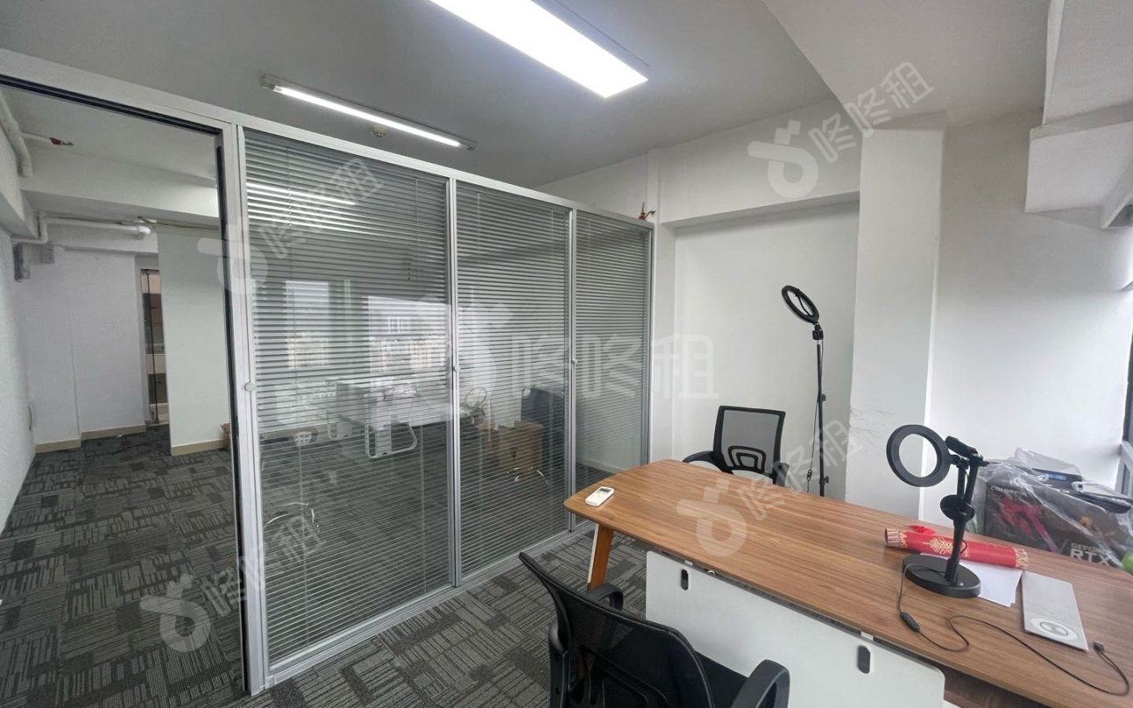 田厦金牛广场_65平_精装_办公室隔间