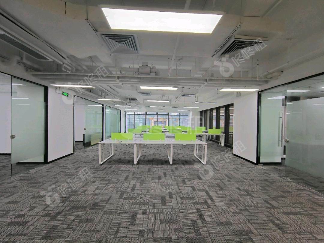 中科大厦_285平_豪装_办公室开间