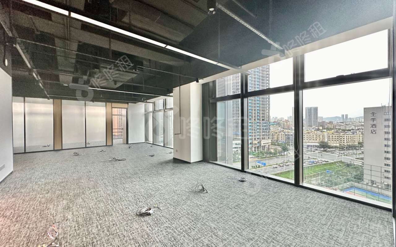 宏发天汇中心_247.14平_精装_办公室开间