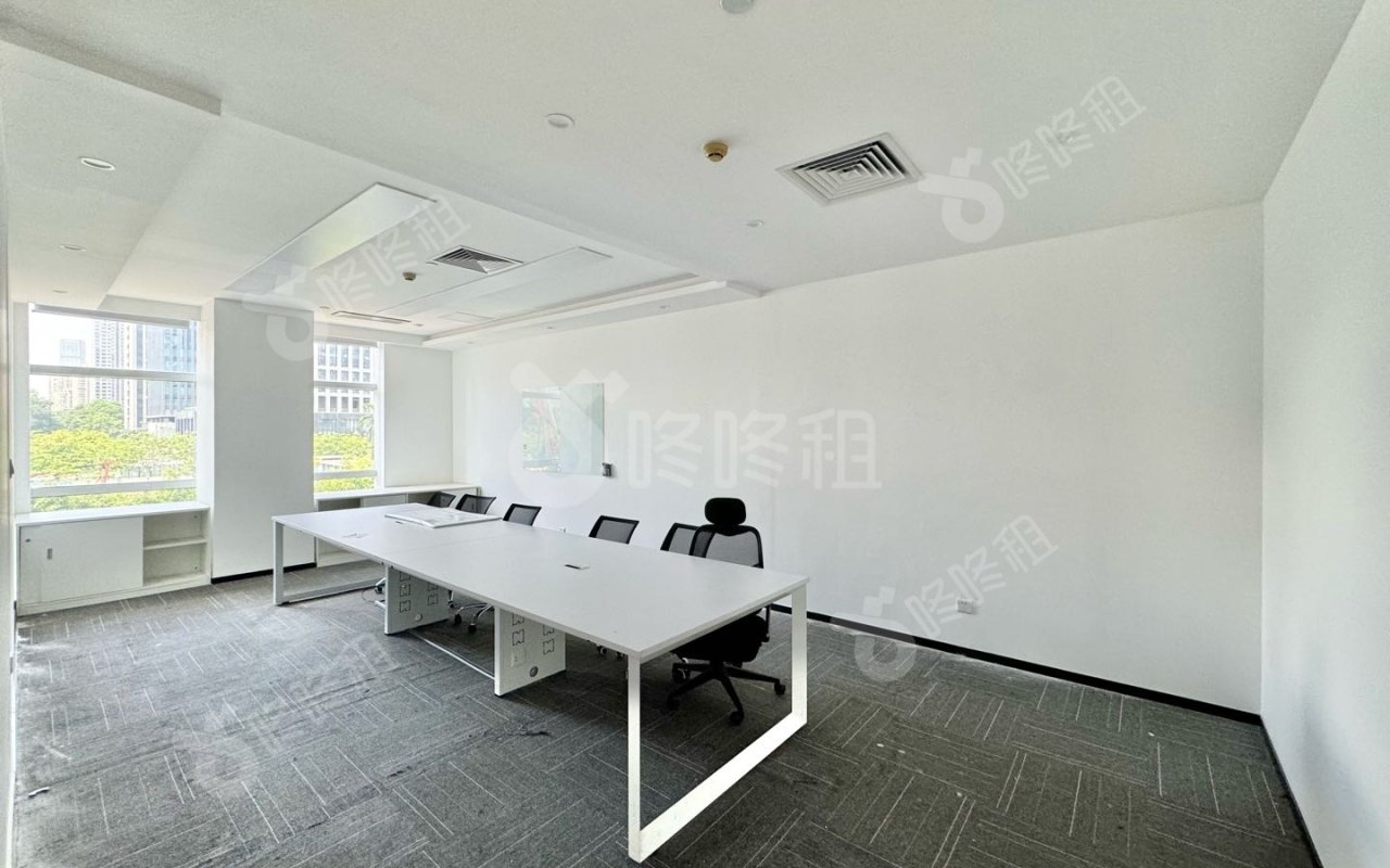惠恒大厦_660平_豪装_办公室隔间