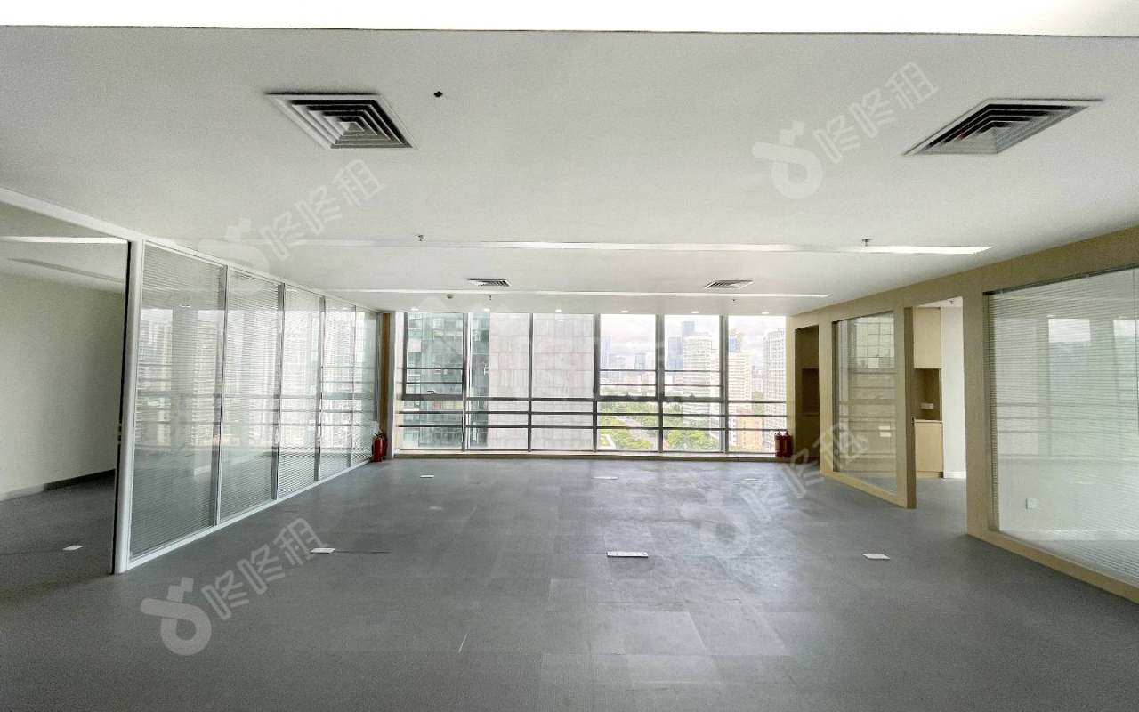 田厦金牛广场_350平_精装_办公室开间