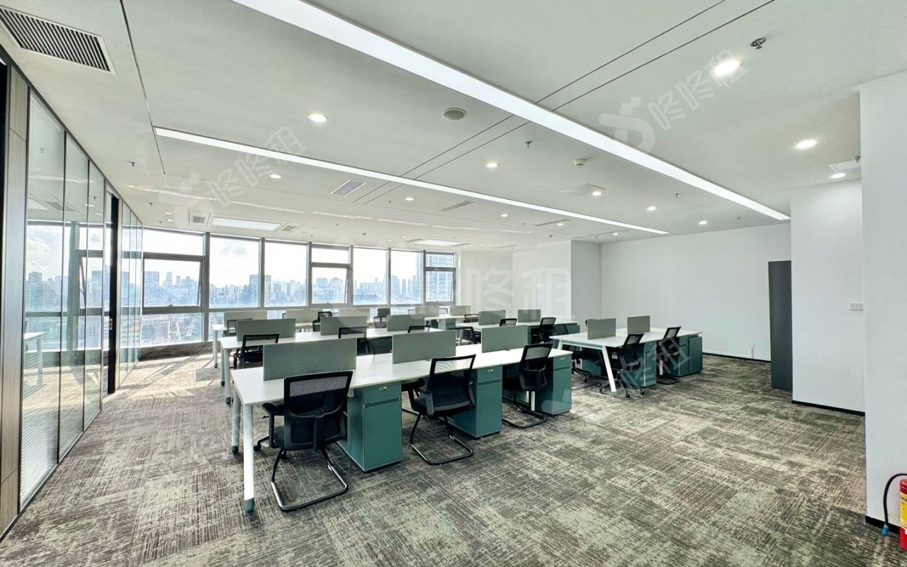 中电长城大厦_221平_精装_办公室开间