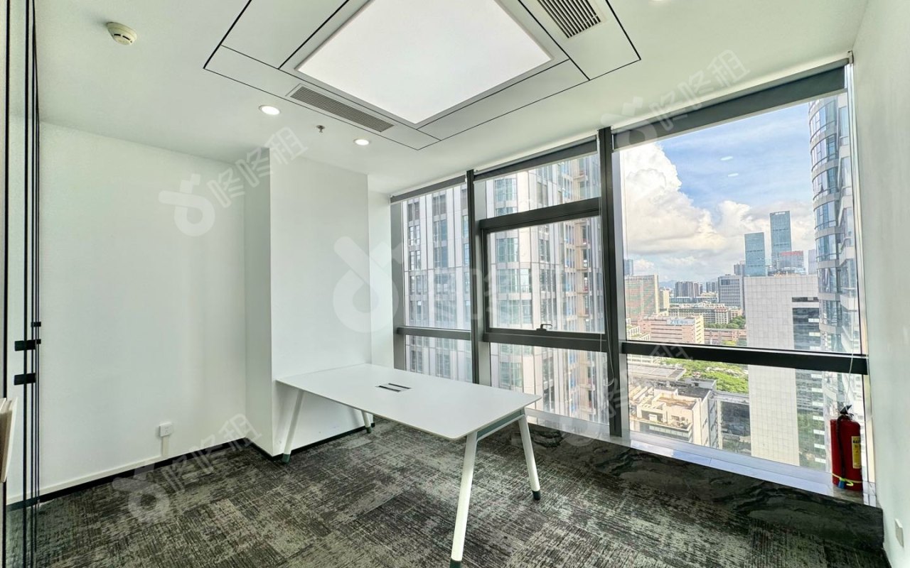 中电长城大厦_221平_精装_办公室隔间