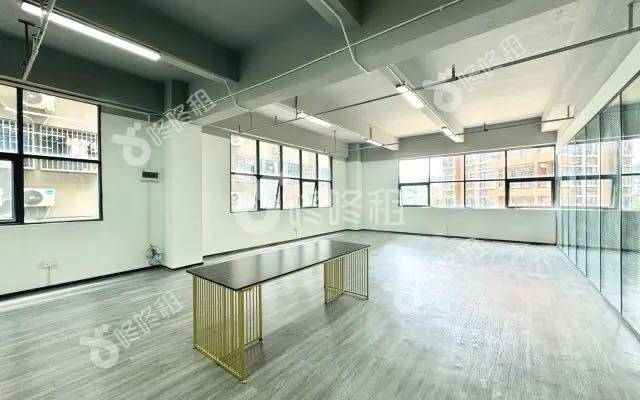 南科创启城_333平_精装_办公室开间