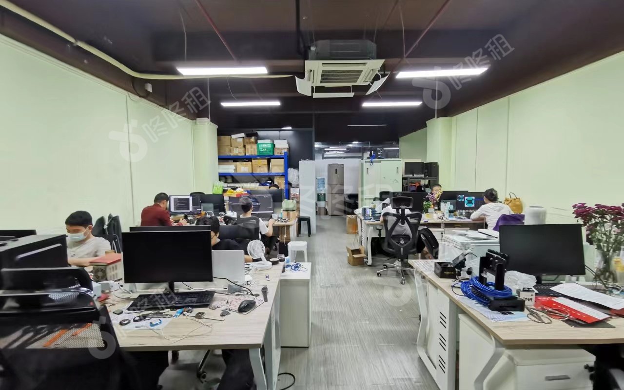 南山云谷二期_202平_精装_办公室开间