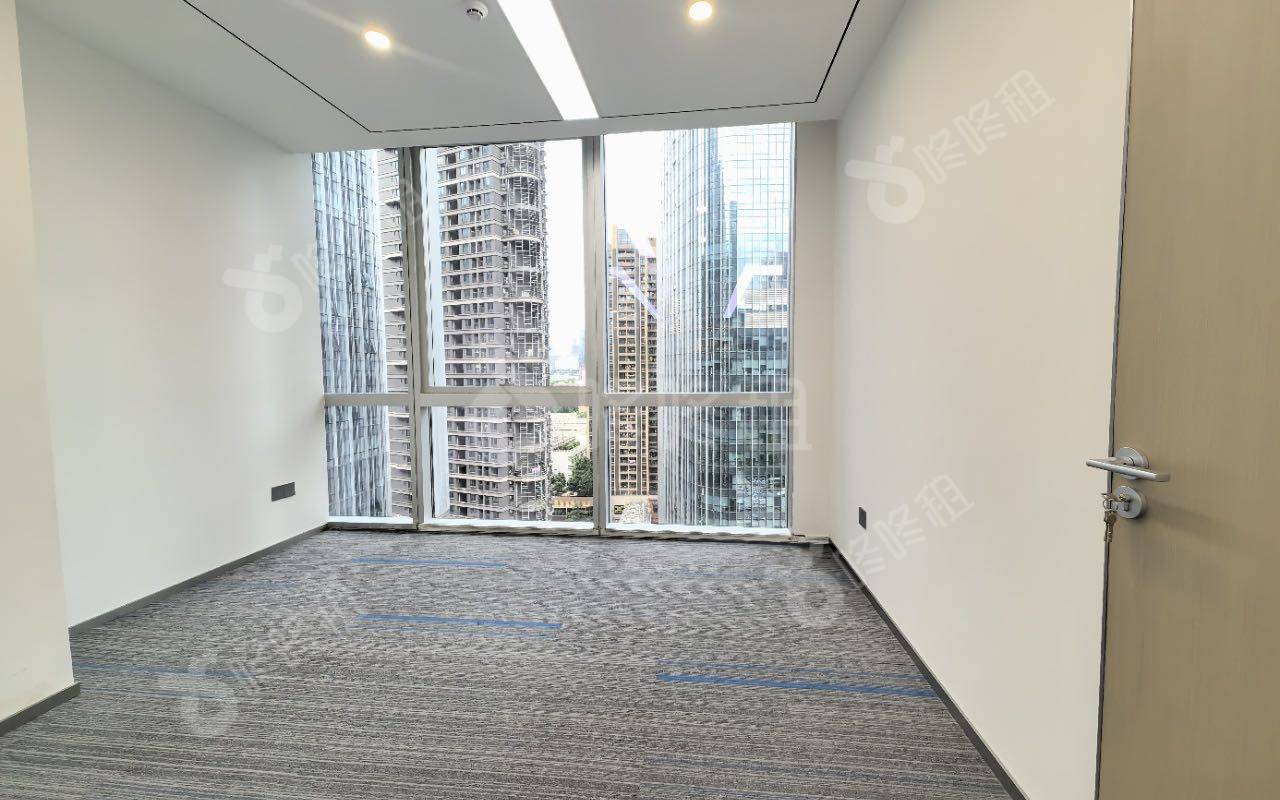 大冲商务中心_528平_精装_办公室隔间