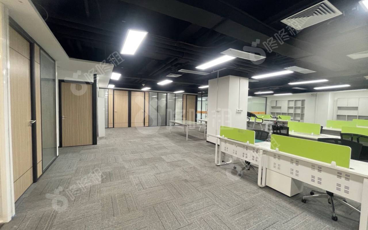 中科大厦_350平_精装_办公室开间