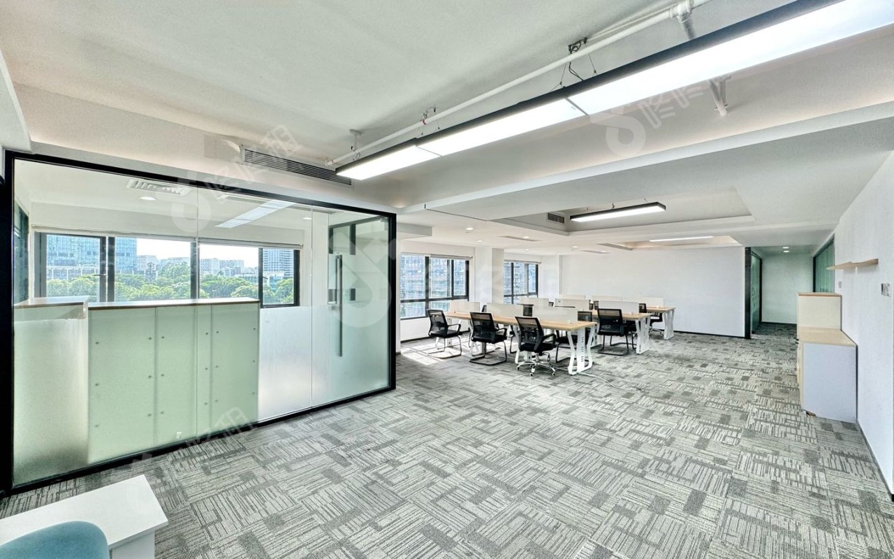 深圳湾科技生态园_600平_精装_办公室开间