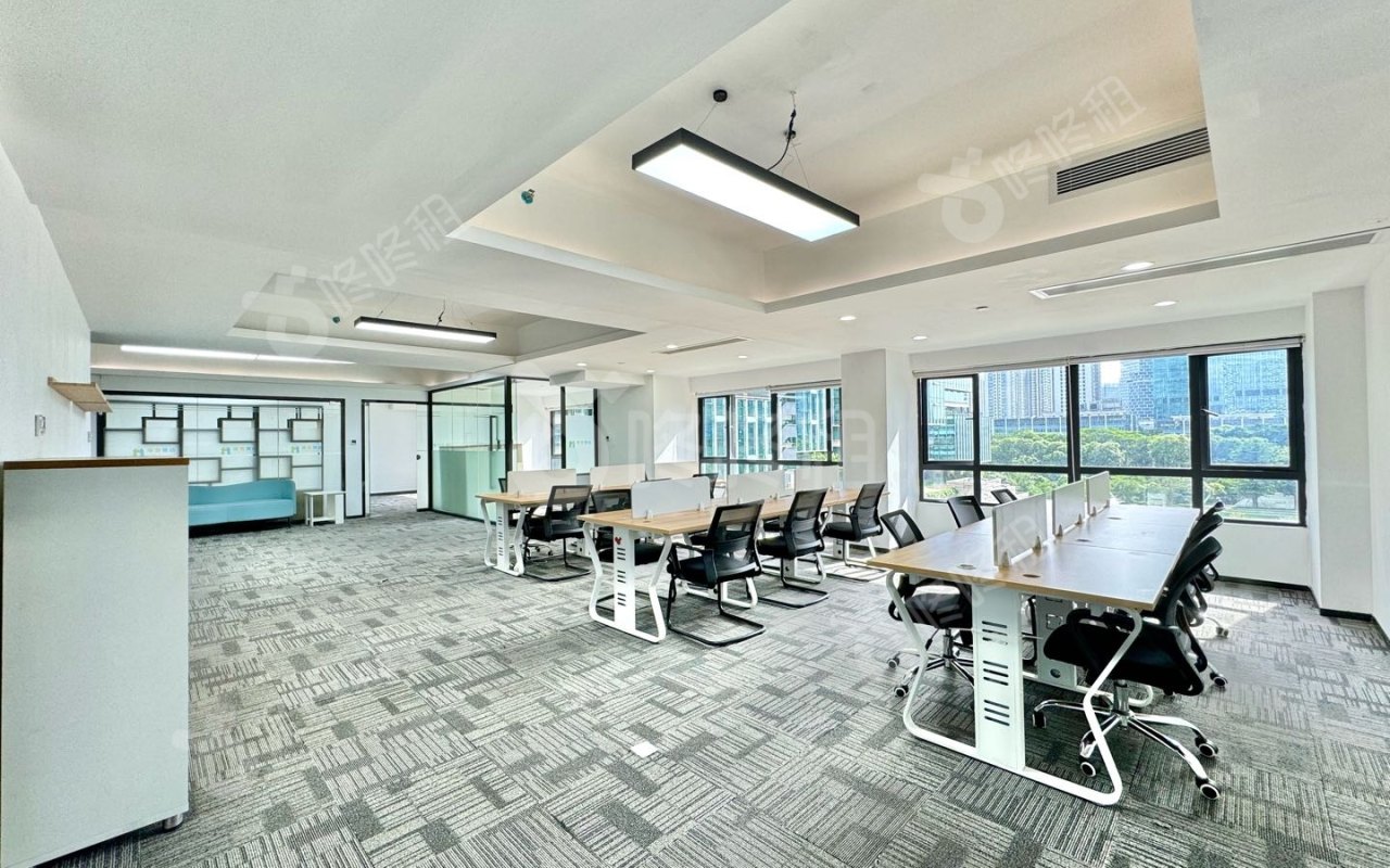 深圳湾科技生态园_600平_精装_办公室开间