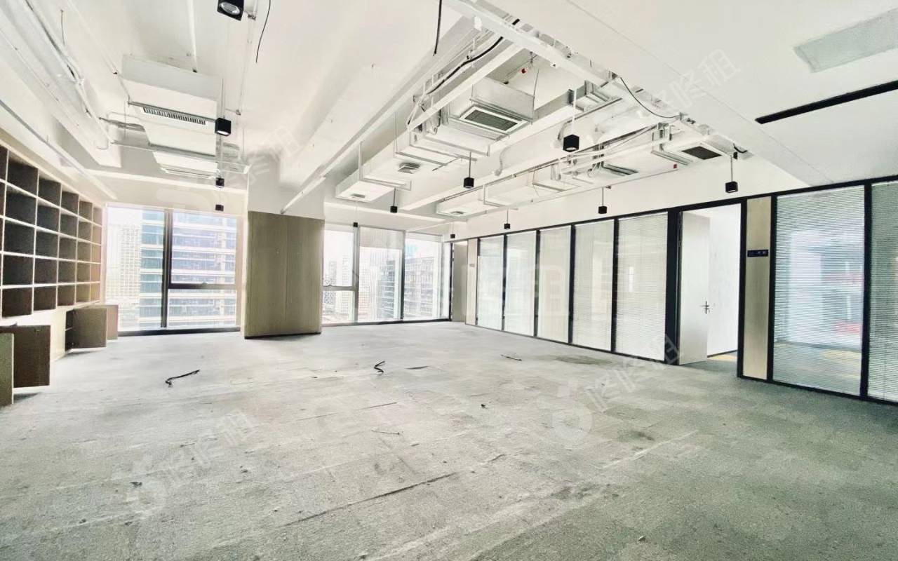 海信南方大厦_2012平_精装_办公室隔间