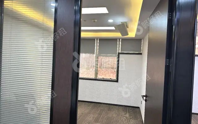 文蔚大厦_218平_精装_办公室房源出租