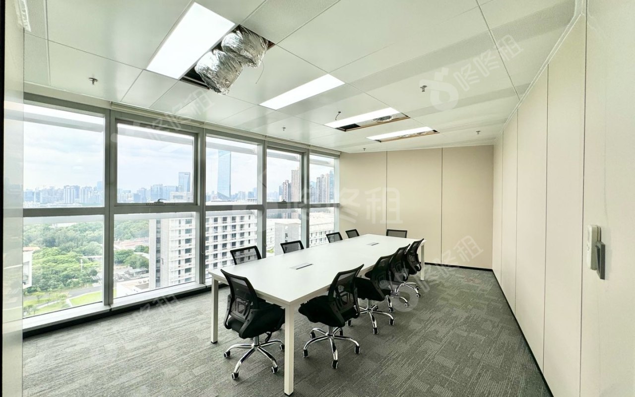 微软科通大厦_298平_精装_办公室隔间