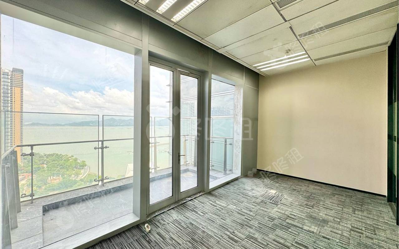 招商局广场_678平_精装_露台