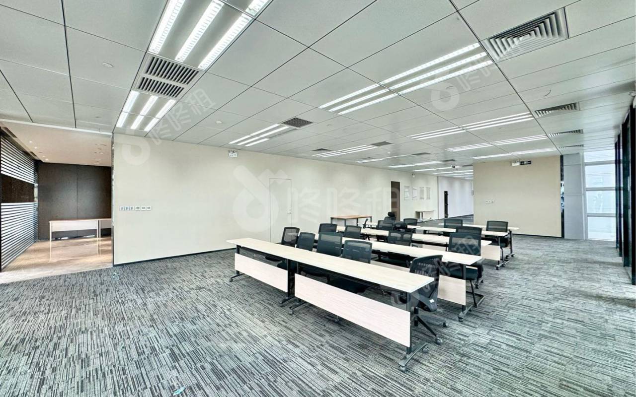 招商局广场_678平_精装_办公室开间