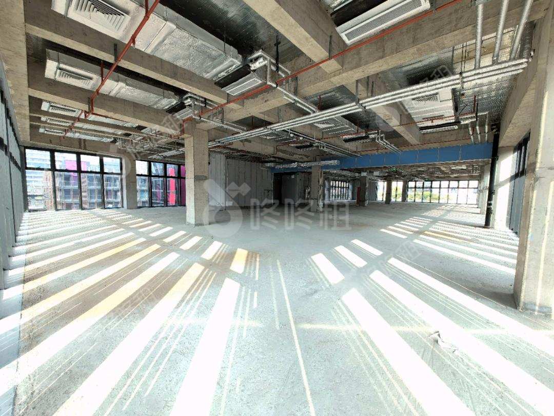 前海深港青年梦工场_6600平_定制装修_办公室开间