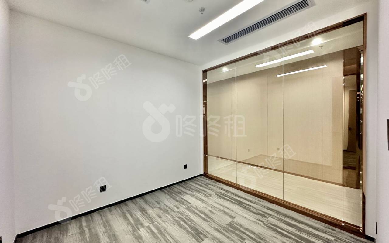 工勘大厦_132.73平_精装_办公室隔间