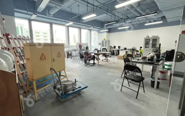 创投大厦_200平_精装_办公室房源出租