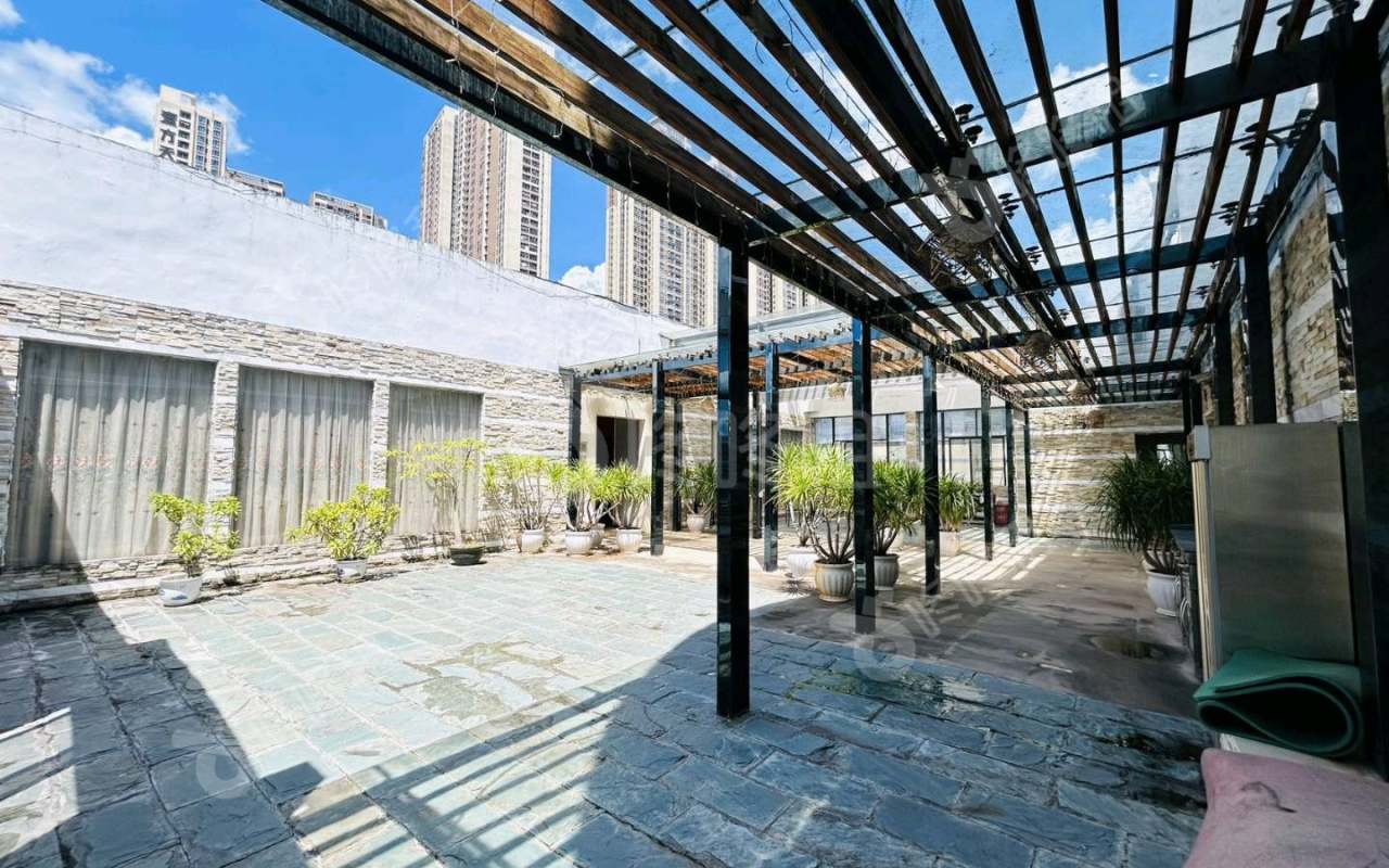 东吴创意园_350平_精装_露台