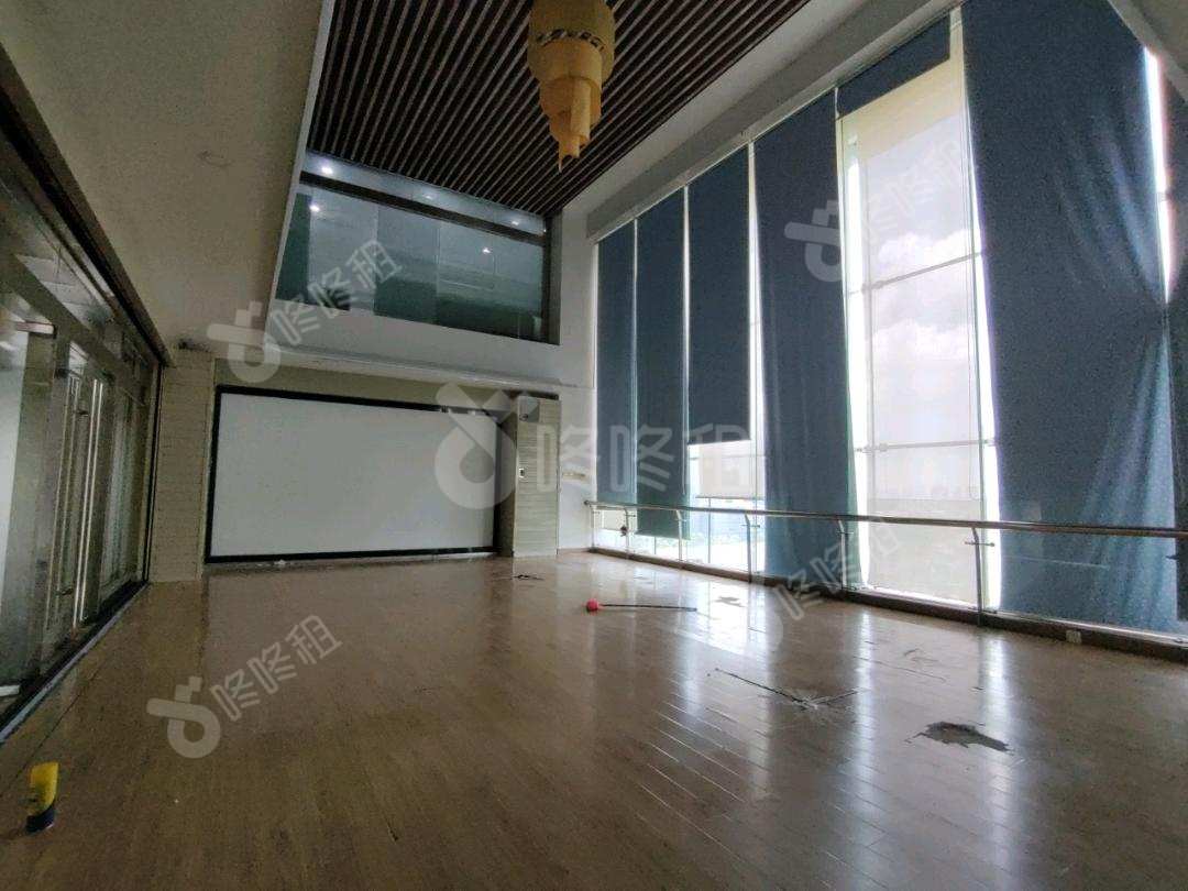 凯达尔集团大厦_2316平_精装_办公室隔间