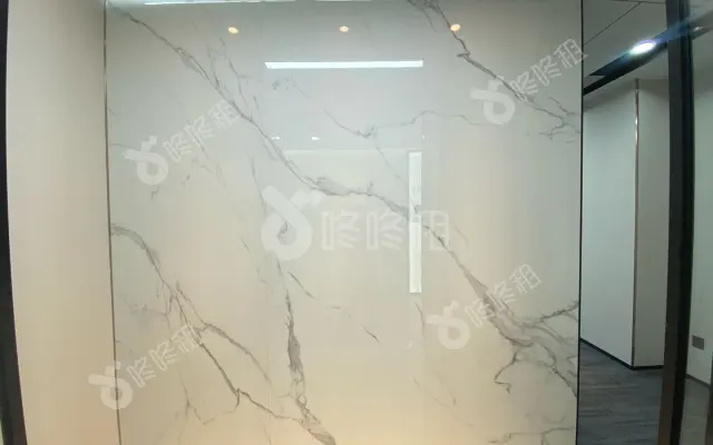 丽雅查尔顿广场_88平_精装_办公室房源出租