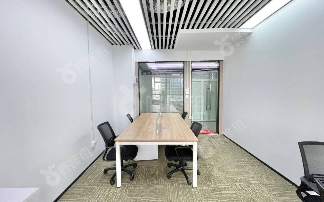 东方科技大厦_155平_精装_办公室开间