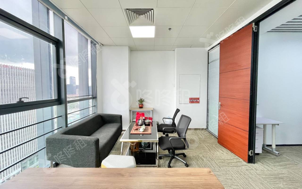 东方科技大厦_155平_精装_办公室隔间