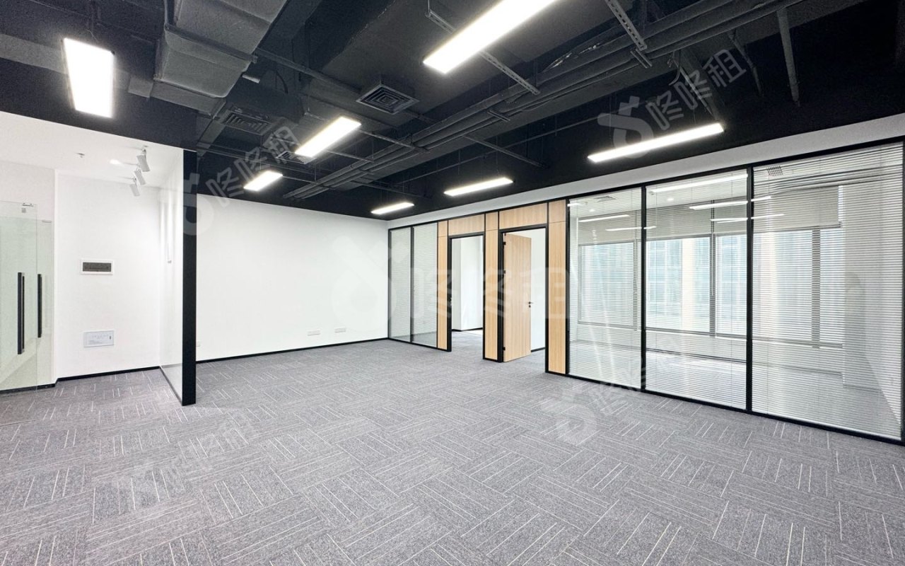 朗峻广场_128平_精装_办公室开间