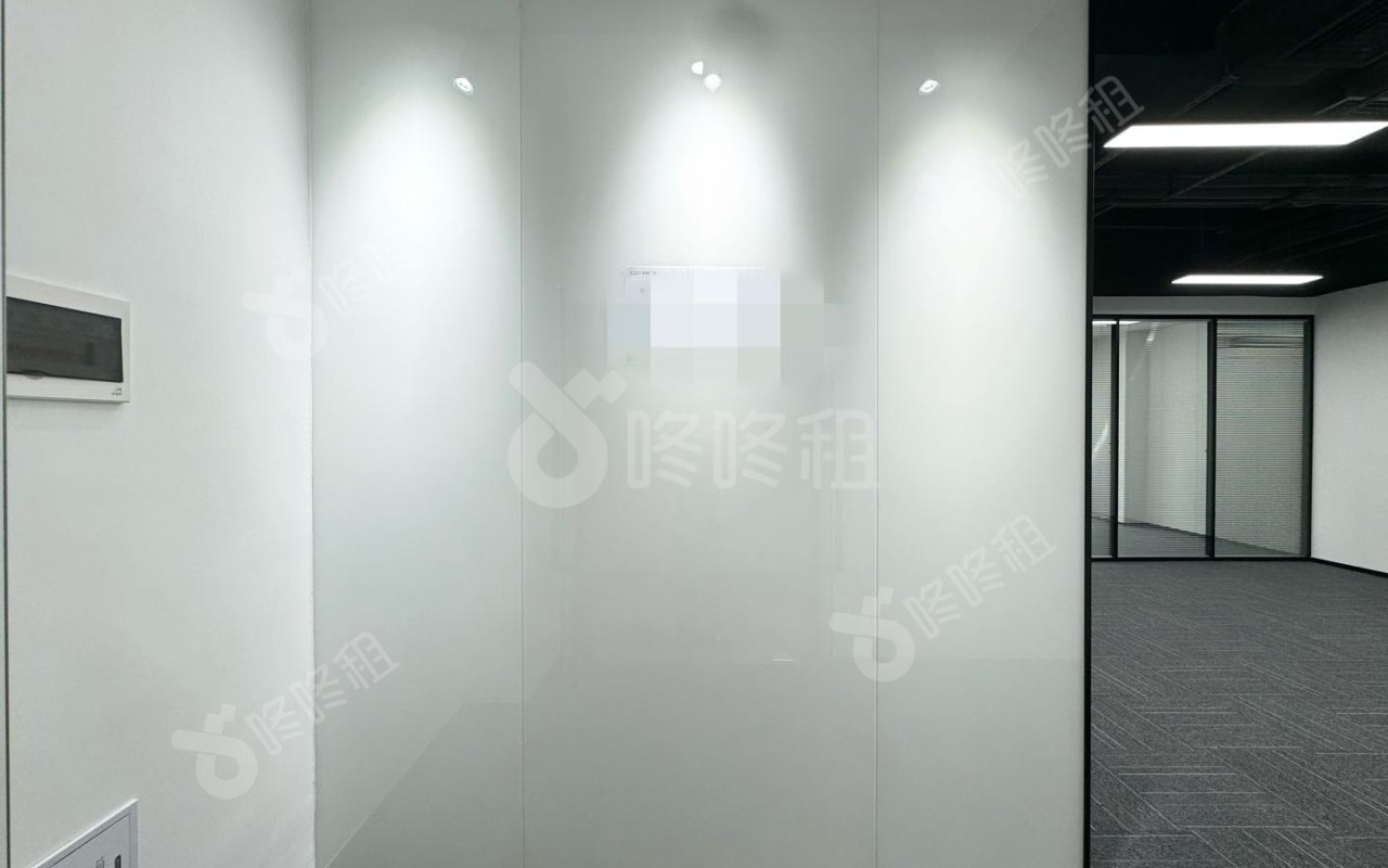 朗峻广场_128平_精装_前台