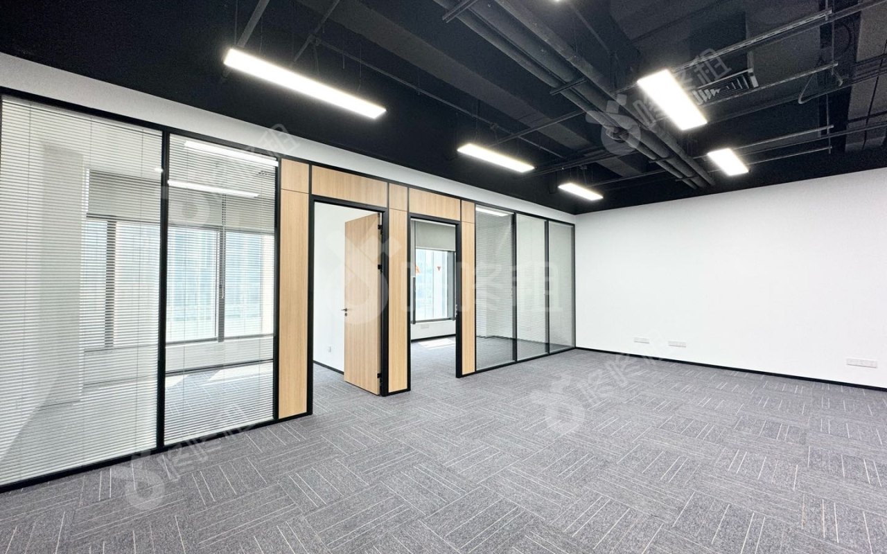 朗峻广场_128.25平_精装_办公室开间