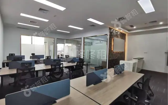 星河WORLD_248平米_精装_办公室房源出租