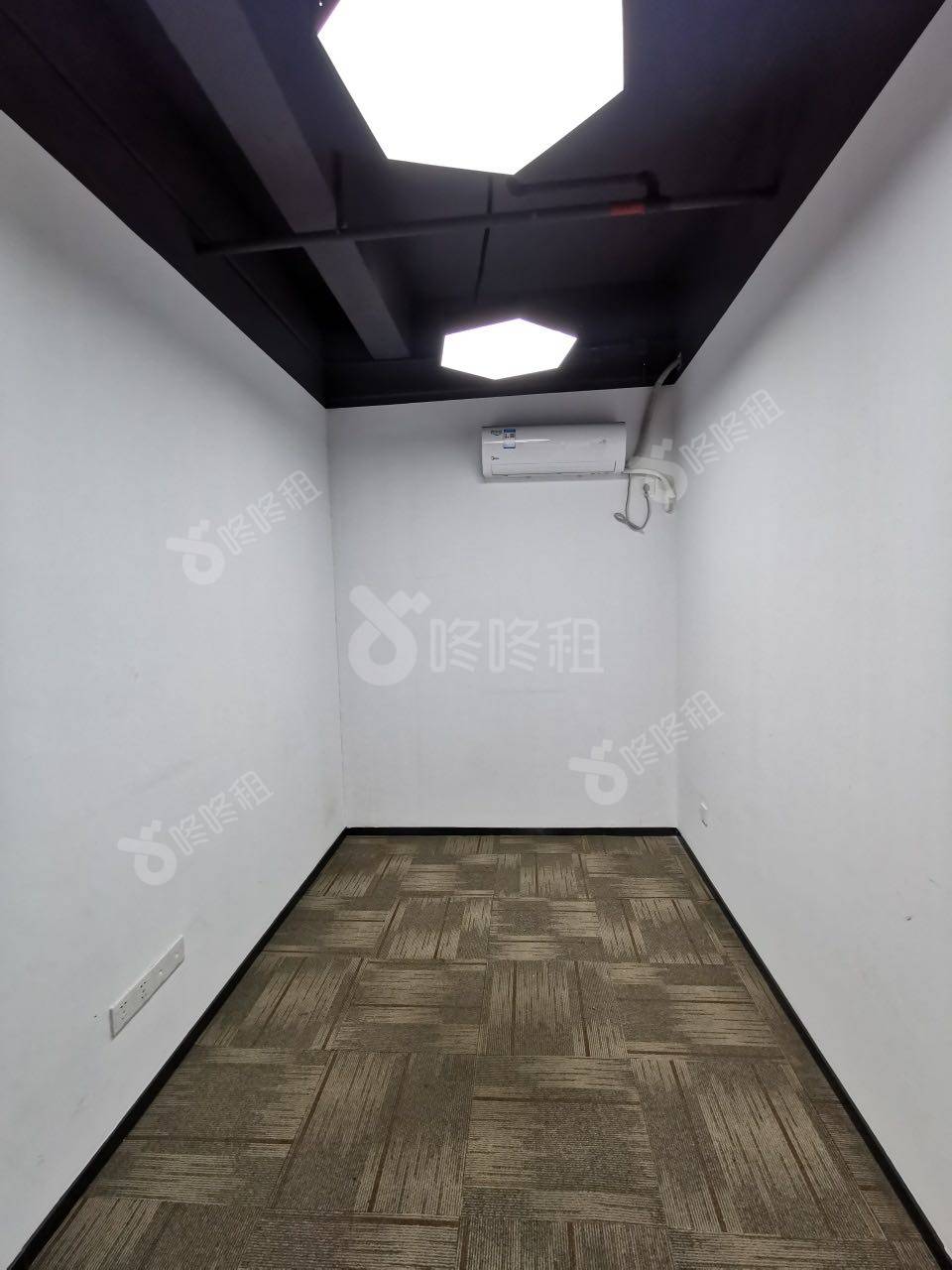 宗泰文创产业园_167平_精装_办公室隔间