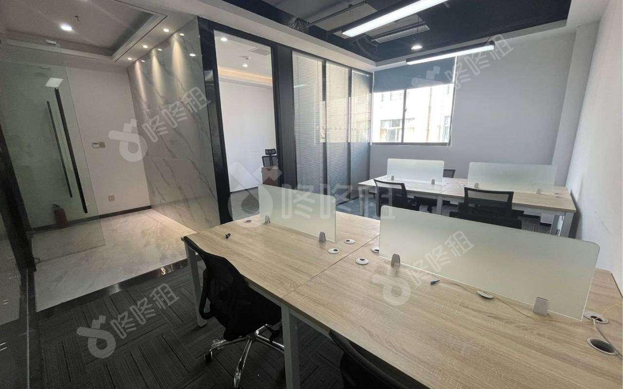 331创意园_86平_精装_办公室开间