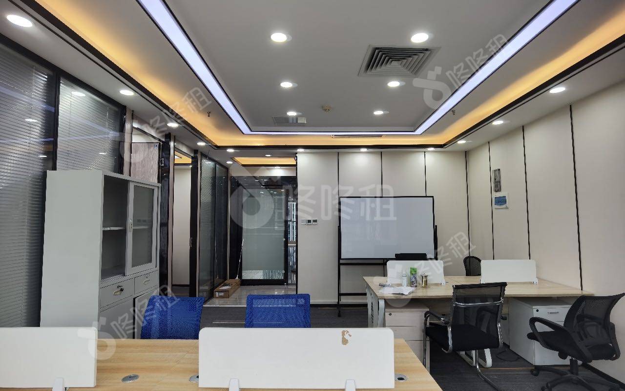 中国凤凰大厦_152平_精装_办公室开间