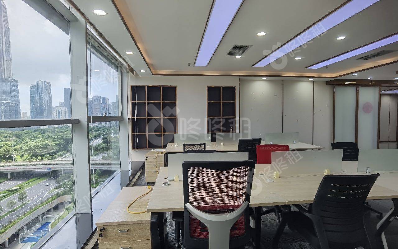 中国凤凰大厦_228平_精装_办公室开间